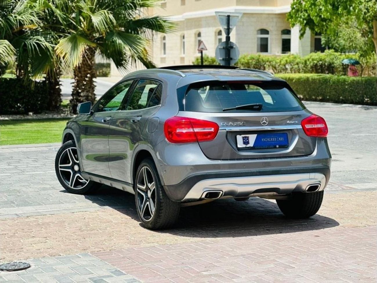 Mercedes-Benz GLA 250 1390 PM || GLA 250 2.0L || FULL AGENCY MAINTAINED ||GCC || PRISTINE CONDITION