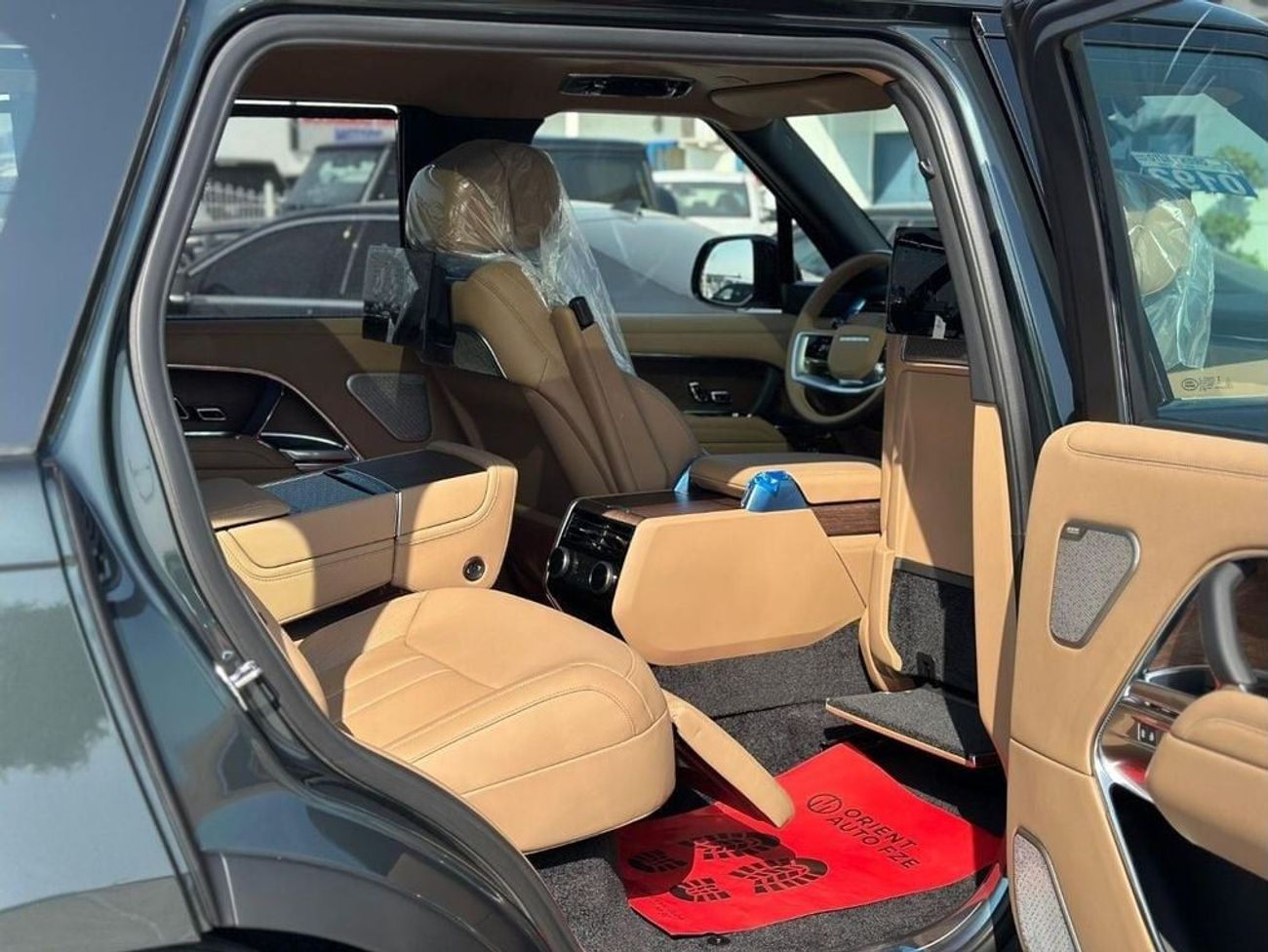 لاند روفر رينج روفر Brand NEW LWB Autobiography P530 4.4L European spec