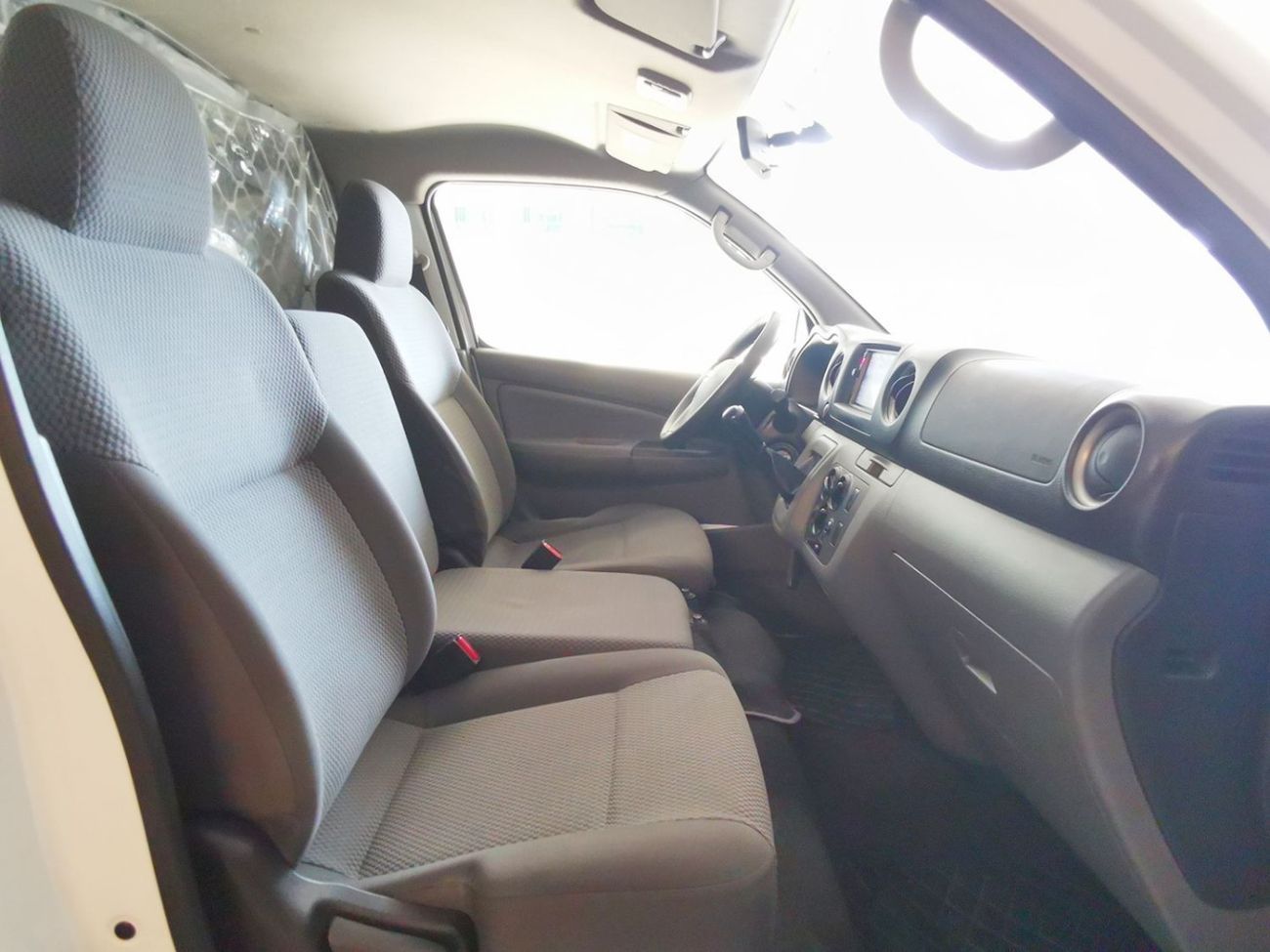 Nissan Urvan Panel Van Std 2.5L M/T (3 Seater) Petrol (4 Door) Manual Transmission