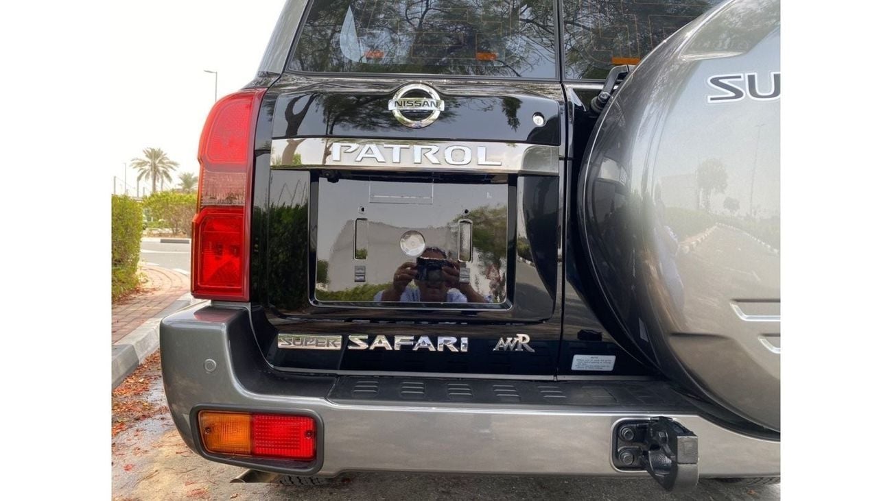 نيسان باترول سوبر سفاري