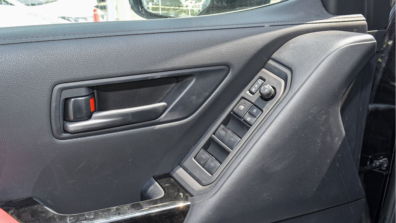 Toyota Land Cruiser GXR 4.0L V6