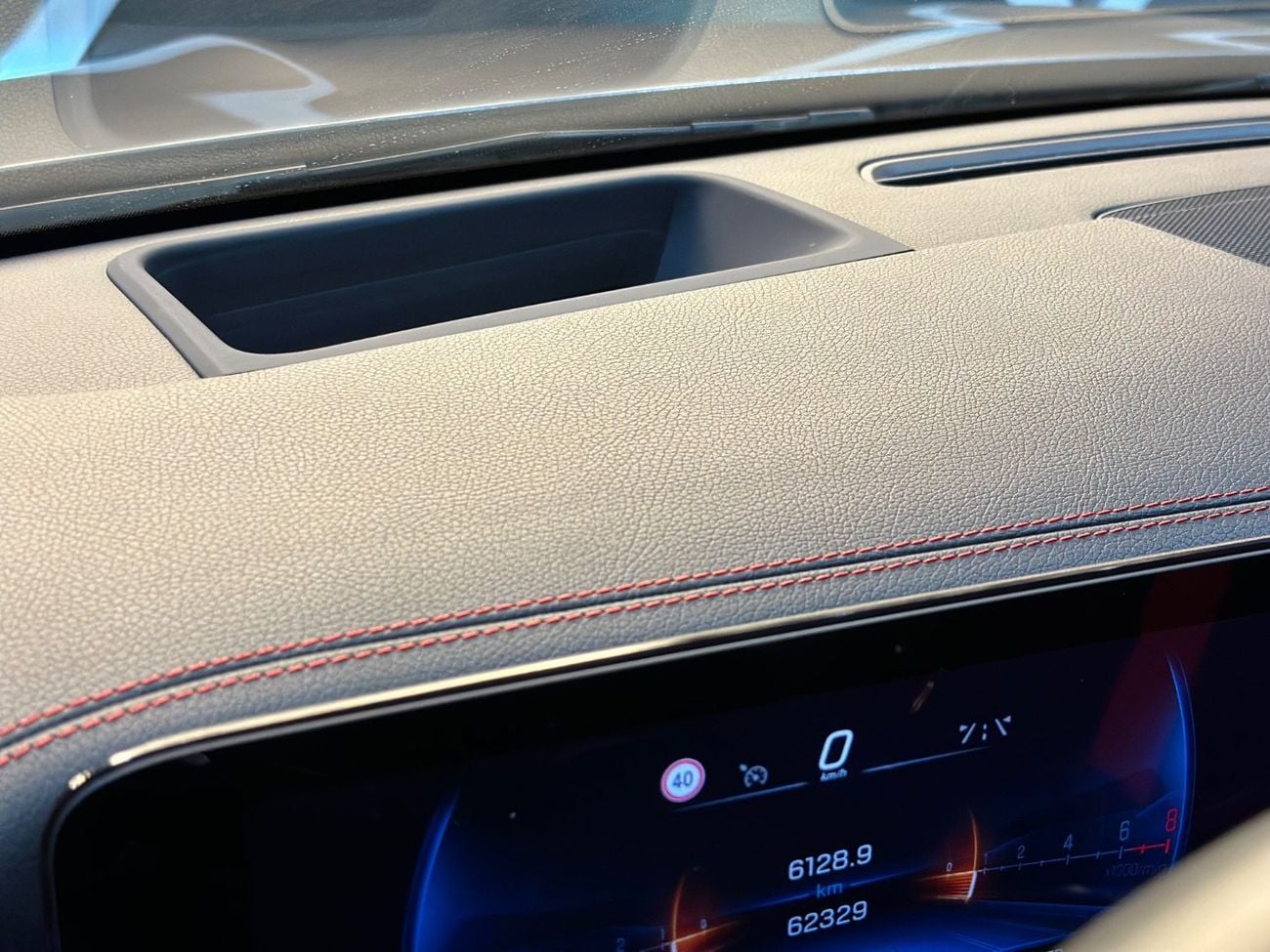 Mercedes-Benz CLA 35 AMG Premium + 2.0L MERCEDES-BENZ CLA 35 AMG | GCC | 2024 | UNDER WARRANTY & CONTRACT SERVICE (GARGASH) -