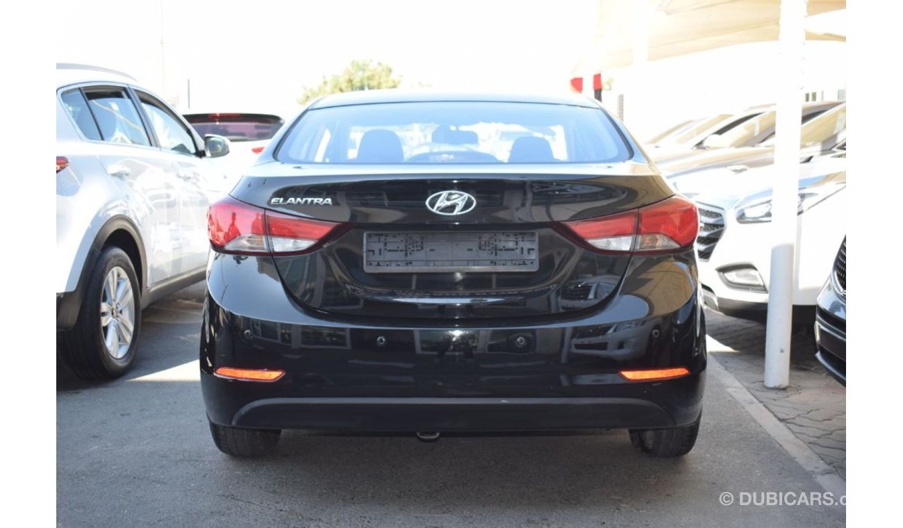 Hyundai Elantra GCC 2015 WITHOUT PAINT WITHOUT ACCIDENTS