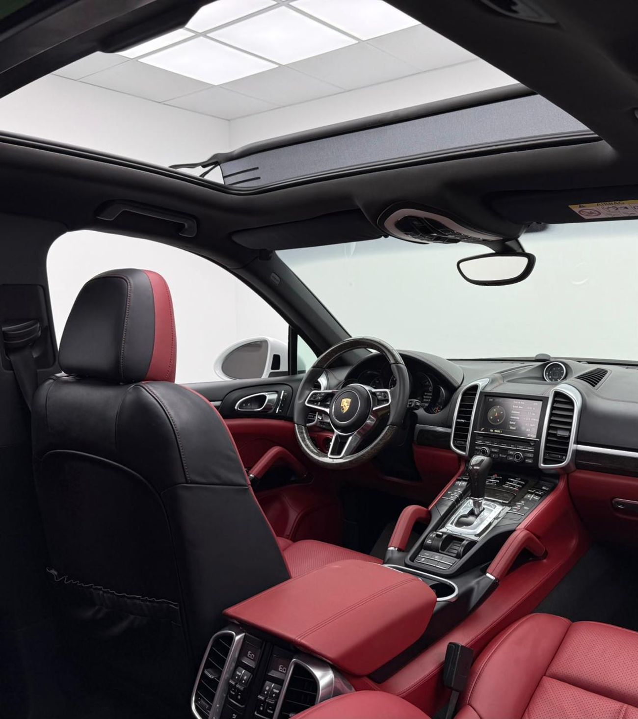 بورش كايان Std 3.6L 2016 Porsche Cayenne, Full Porsche Service History, Fully Loaded, Excellent Condition, GCC