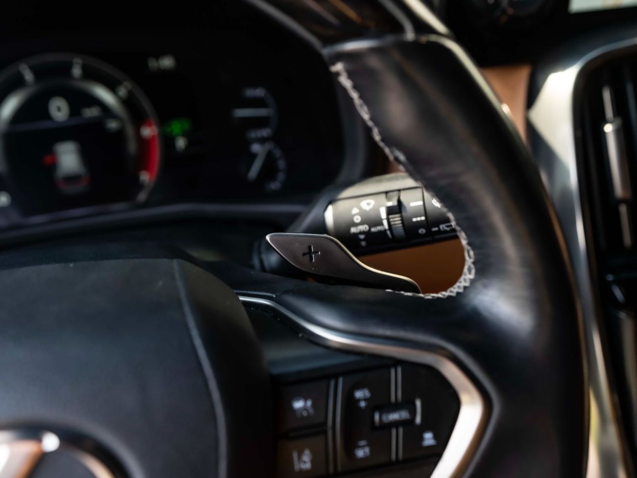 Lexus LX 600 Prestige 3.5L ( CYL)