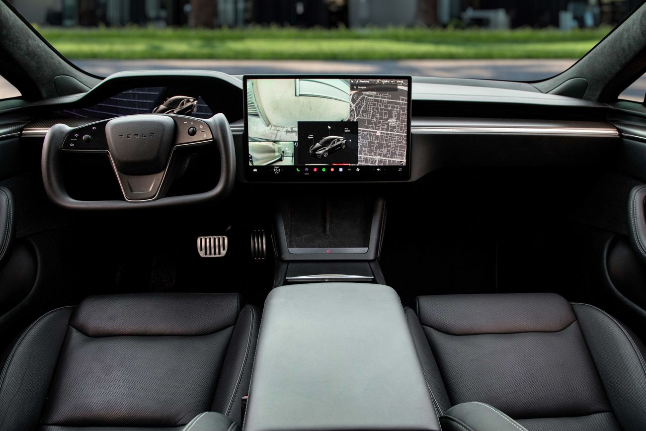 تسلا Model S Model S Plaid | 4,505 P.M | 0% Downpayment | Immaculate Condition!