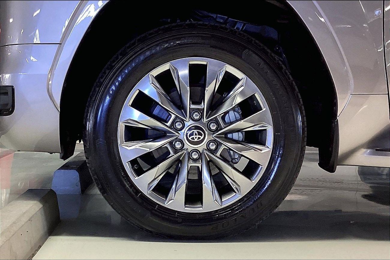 Toyota Land Cruiser GXR | Guaranteed Warranty | 0 Down Payment