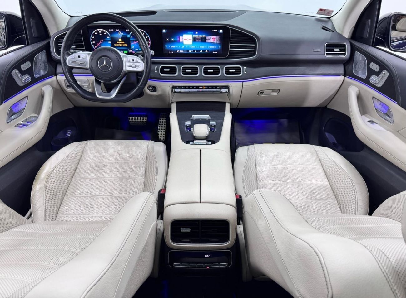 مرسيدس بنز GLS 450 4MATIC 2020 Mercedes Benz GLS450 AMG 4MATIC, Mercedes Warranty, Fully Loaded, 7 Seater, GCC