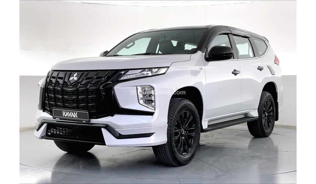 Mitsubishi Montero Signature
