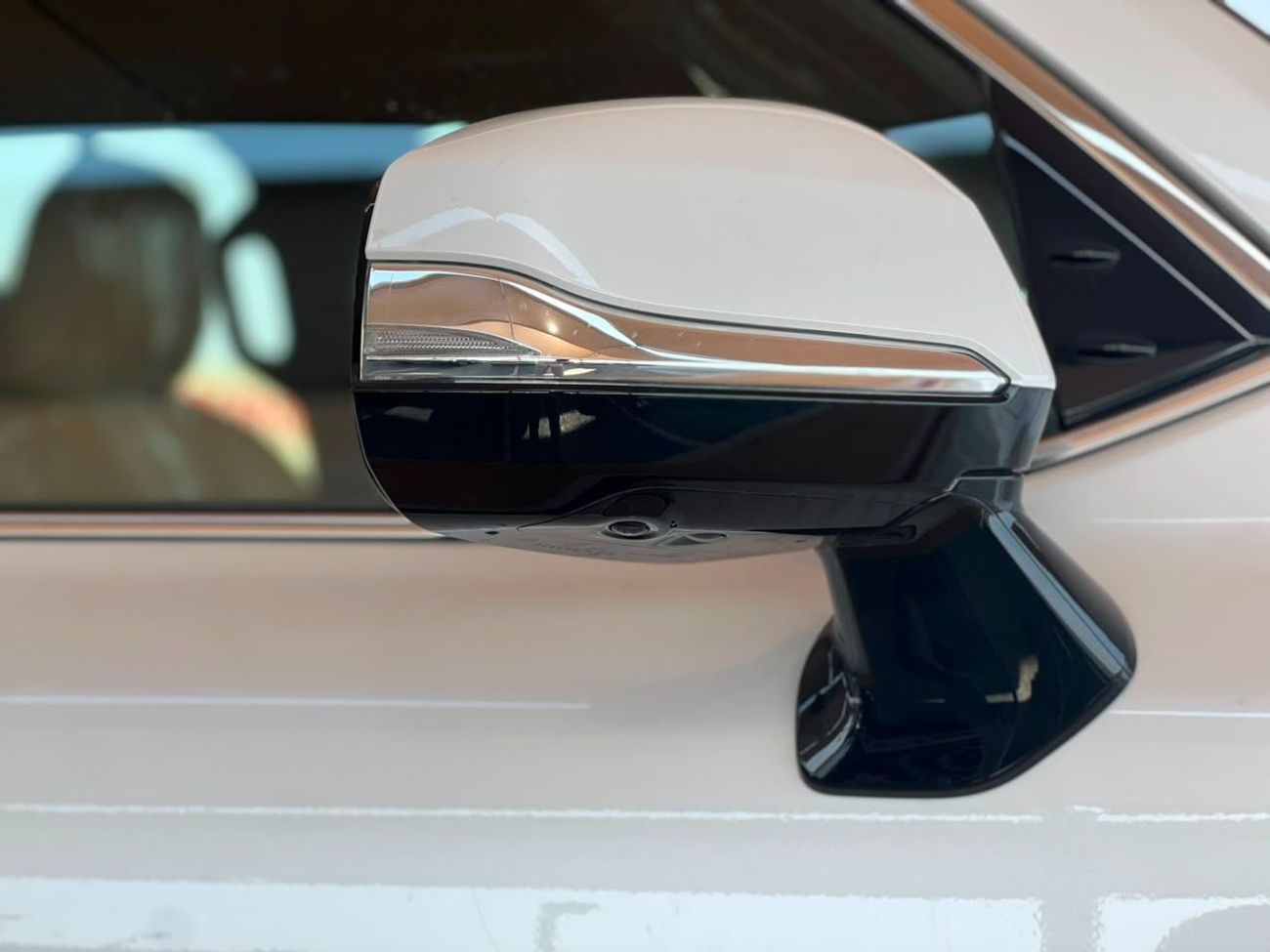 Lexus LX600 SIGNATURE