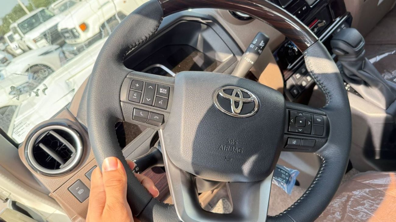 Toyota Land Cruiser 70 Toyota hardtop LC76 2.8 AT 2025 Full option