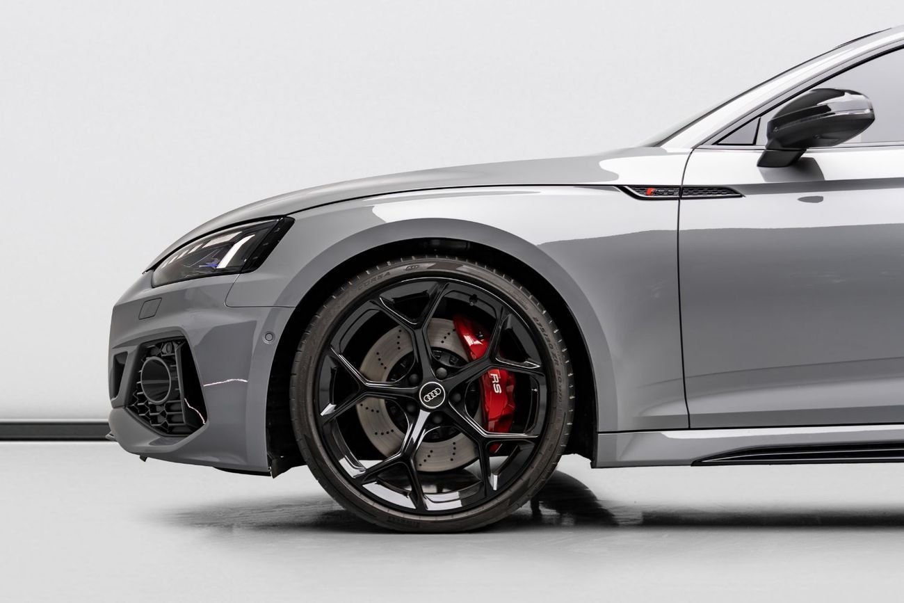 أودي RS5 2025 Audi RS5 Competition, November 2029 Audi Warranty + Service Contract, Low KMs, GCC