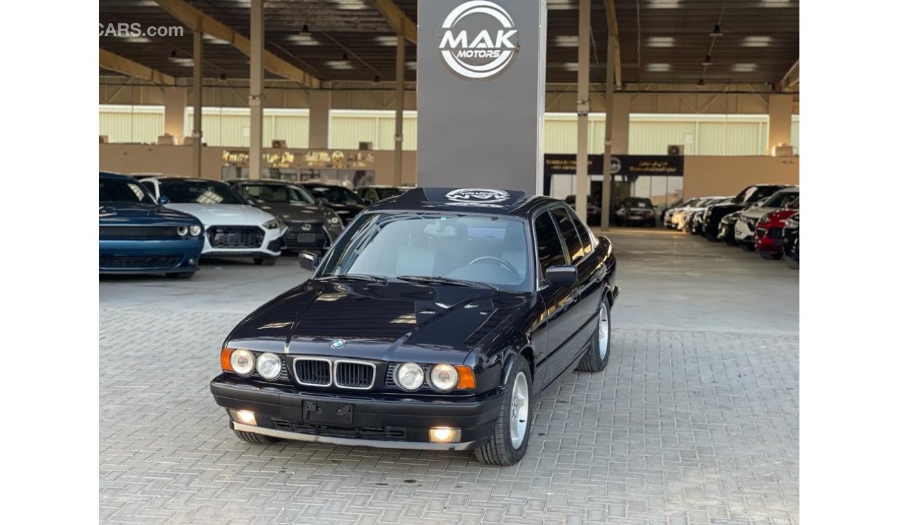 بي أم دبليو 525 BMW 525i موديل 1995 ماشي 64000 كم  وارد اليايان  مواصفات خاصة اندفيجوال فول اوبشن كامل ( فتحة _ جلد