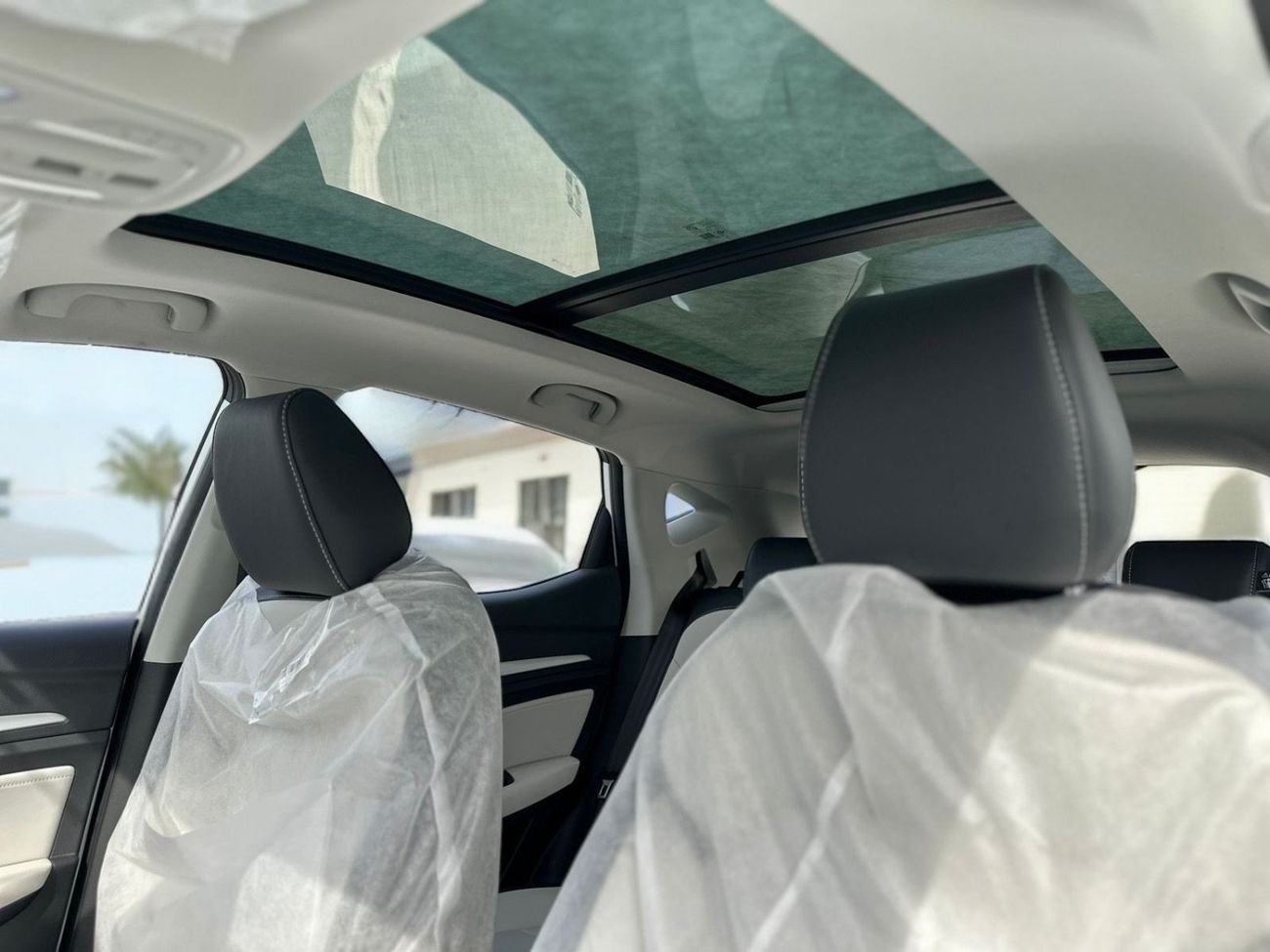 MG ZS MG ZS 1.5L (LUXURY) - 2025 MODEL SILVER COLOR