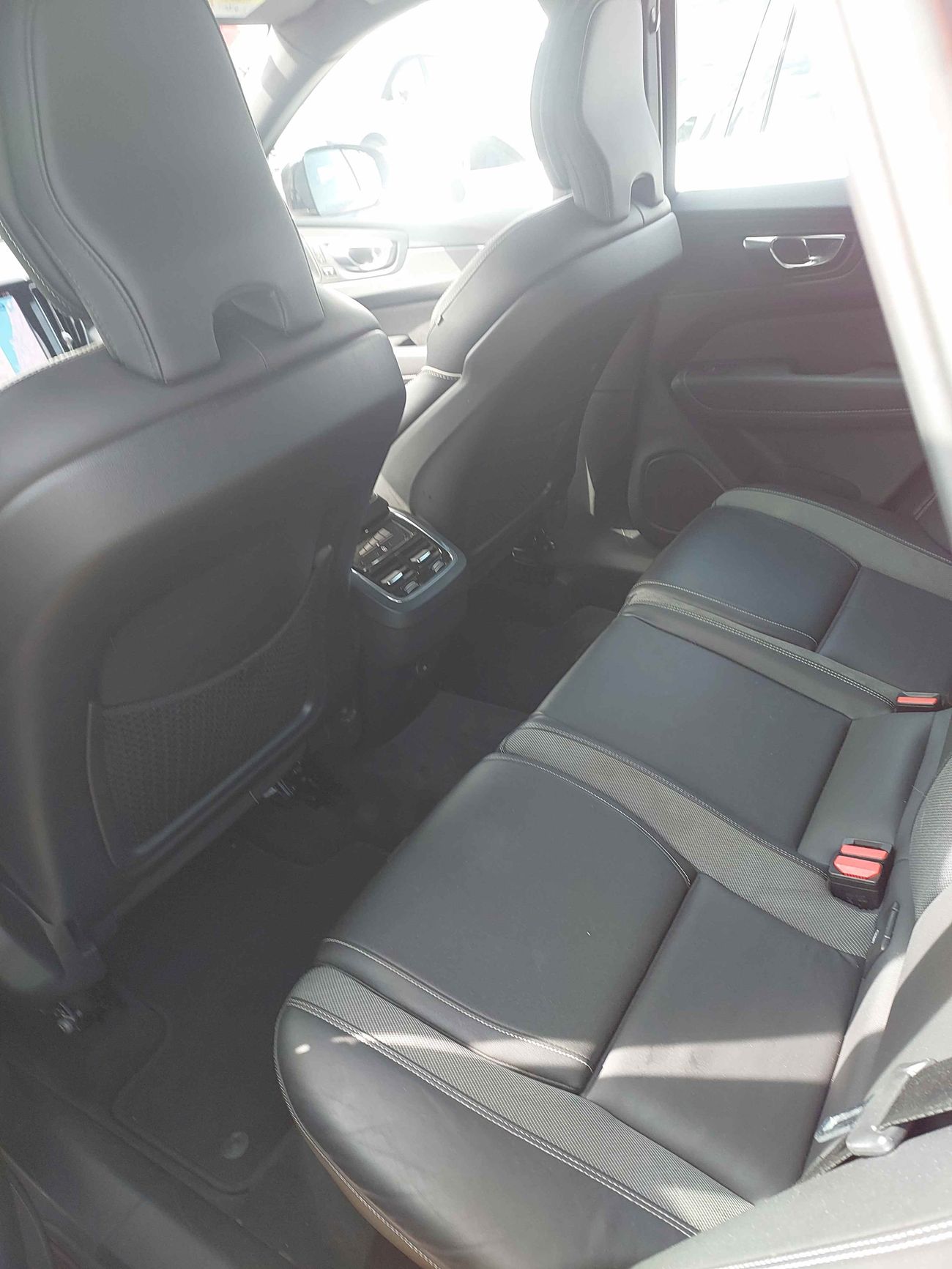 Volvo XC60 B5 ULTIMATE DARK 2 | Zero Down Payment | Home Test Drive