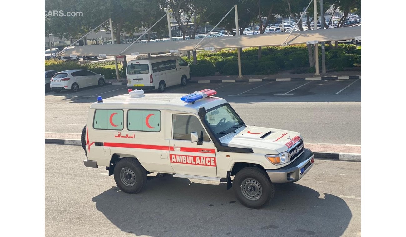 تويوتا لاند كروزر هارد توب TOYOTA HARDTOP AMBULANCE - DIESEL MT 2021