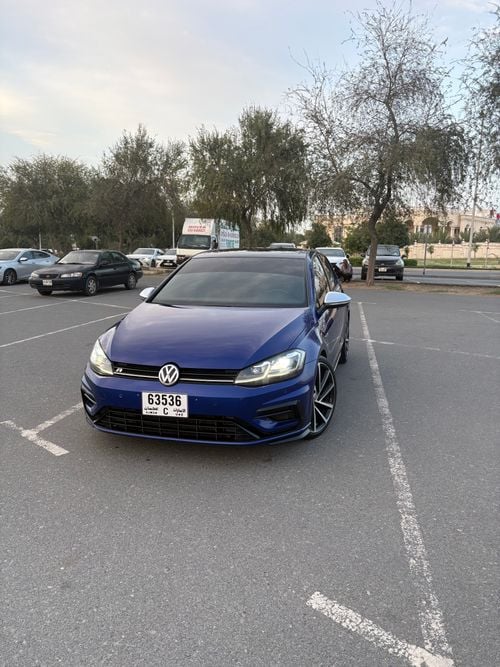 فولكس واجن جولف