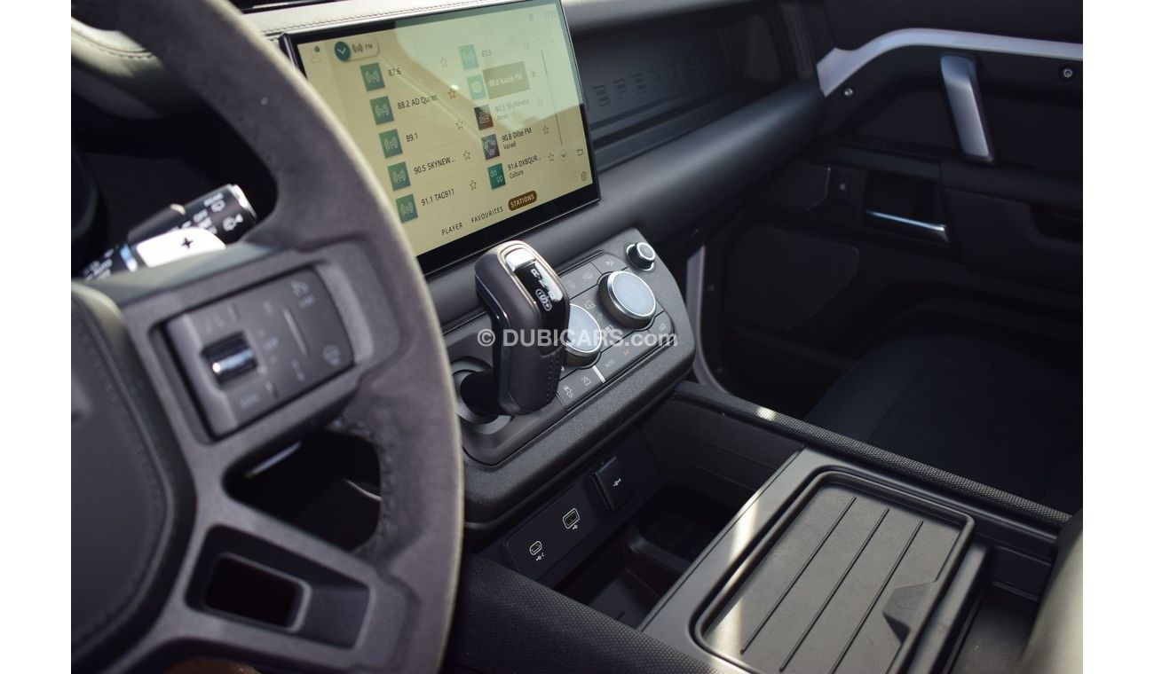 Land Rover Defender 2023 Land Rover Defender 5.0L V8 110