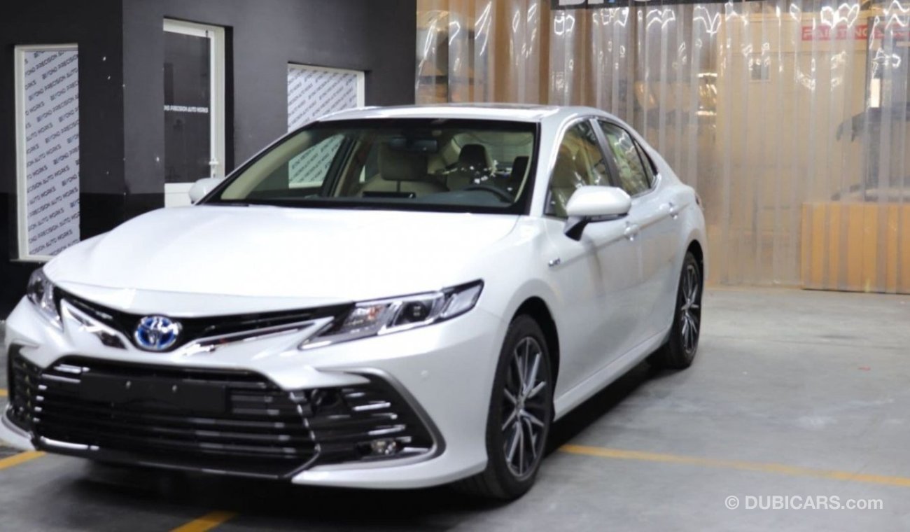 تويوتا كامري 2024 TOYOTA CAMRY GLE HYBRID 2.5L PETROL - EXPORT ONLY