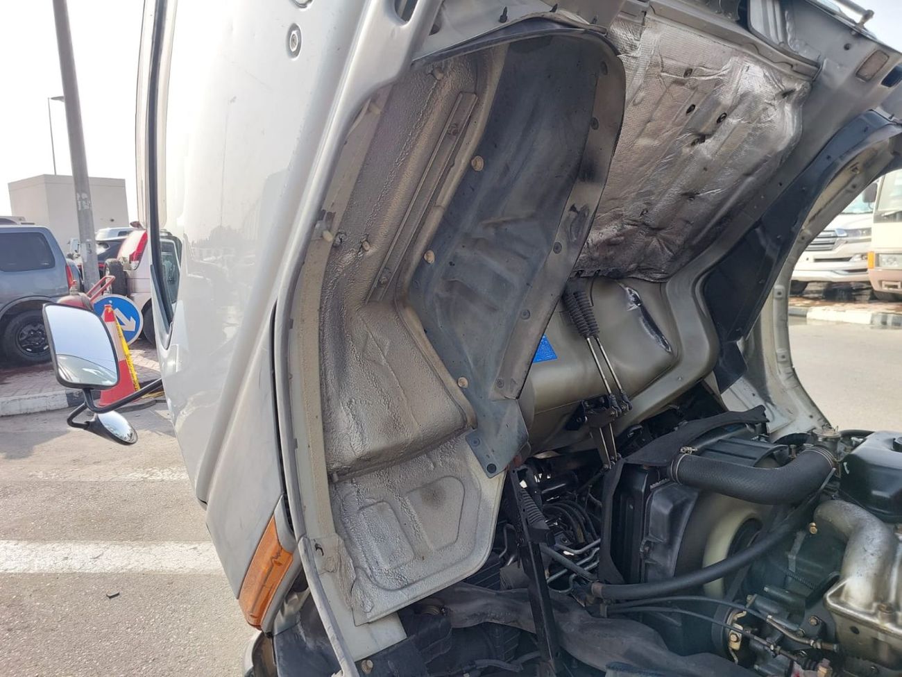 Mitsubishi Fuso Canter MITSUBISHI CANTER TRUCK RHD 1997 MODEL 4.6 L DIESEL MANUAL(PM30878)