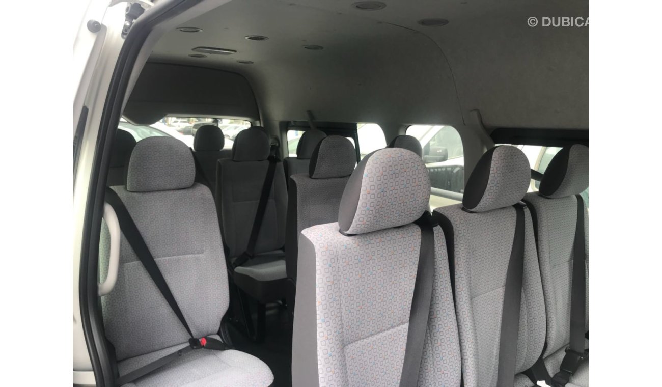 Toyota Hiace 15 seats