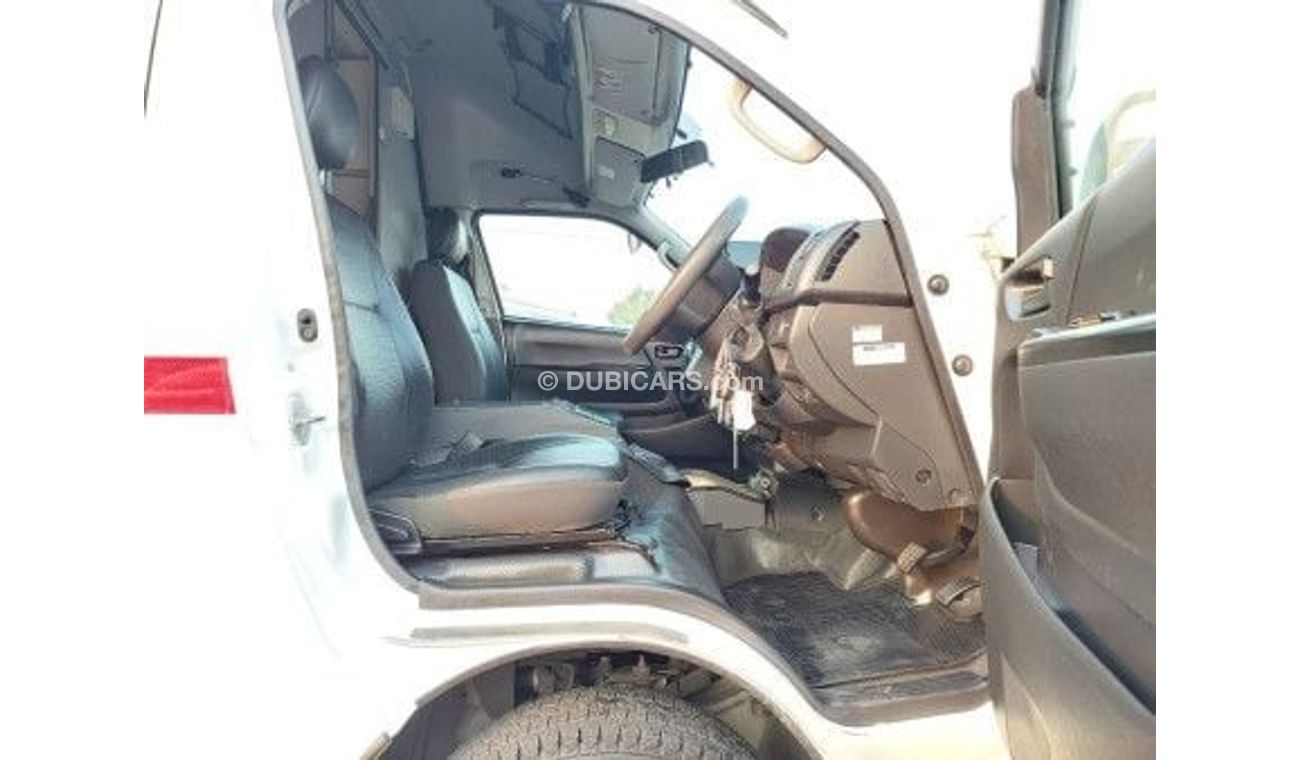 تويوتا هاياس TOYOTA HIACE VAN RIGHT HAND DRIVE(PM16273)