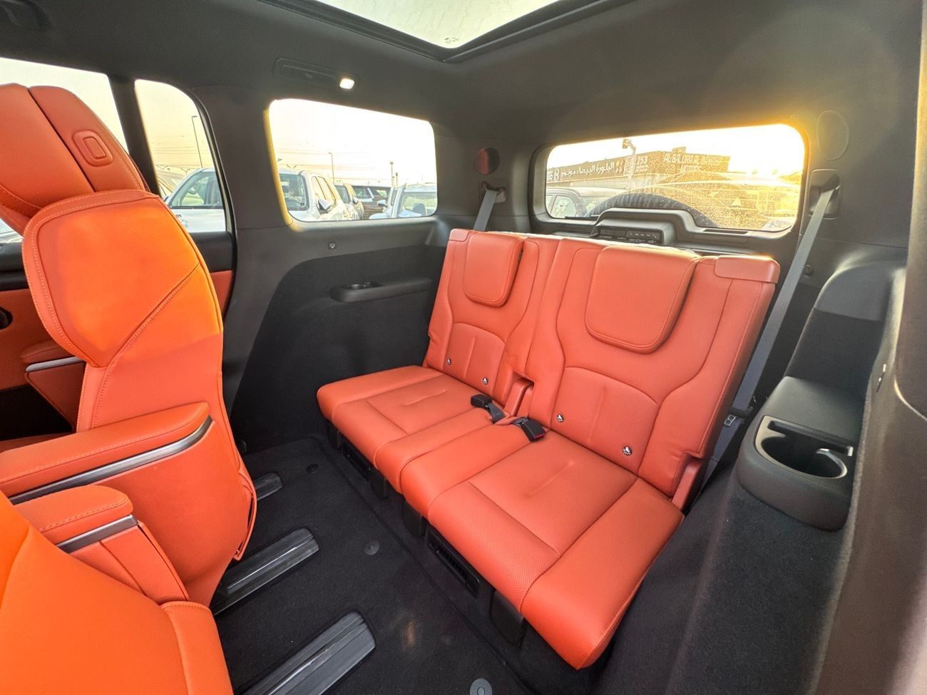 ROX 01 VIP PILOT SEATS HYBRID (LONG RANGE 1,000Km) DUAL PORTS WITH KITCHEN PACKAGE 0KM 2024