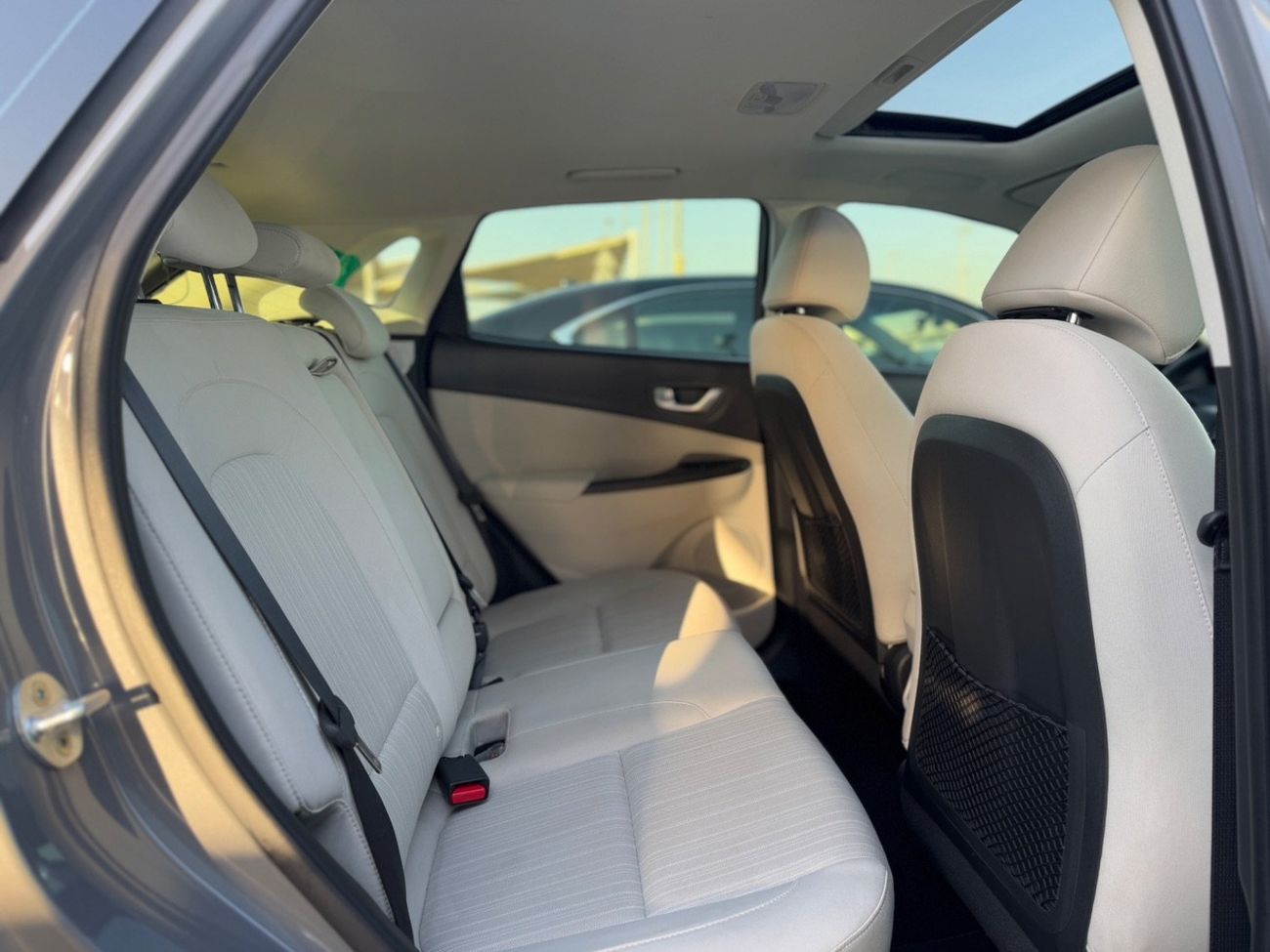 Hyundai Kona Smartstream 2.0L Hyundai Kona Full Option/ GCC / Free Accident/ 2022 / Under Warranty