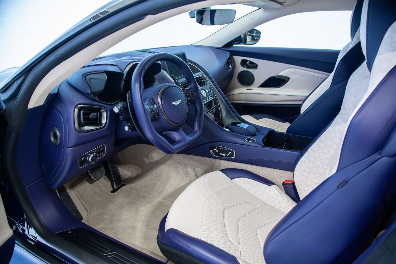 Aston Martin DBS Superleggera Aston Martin DBS Superleggara Arabesque Edition