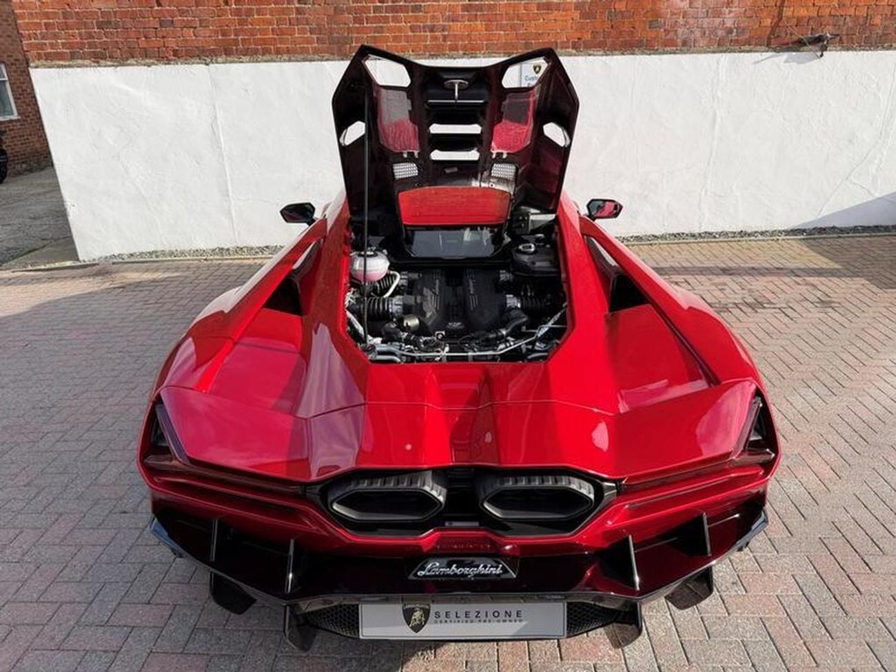 Lamborghini Revuelto 6.5 V12 HPEV 3.8kWh AMT 4WD Euro 6 2dr (EXPORT) right hand drive