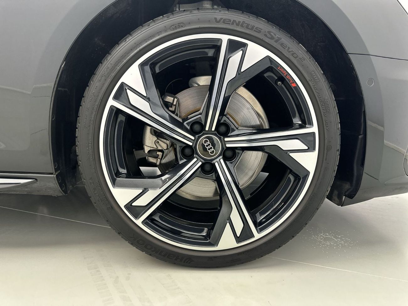 أودي A4 35 TFSI S Line 2.0L 150hp (Ref# 18106)