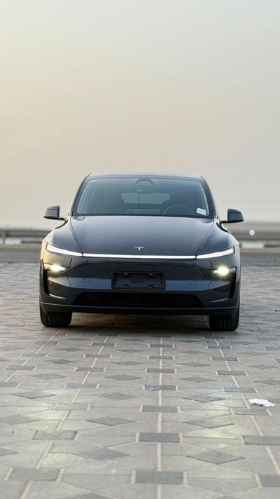 Tesla Model Y Long Range (AWD)