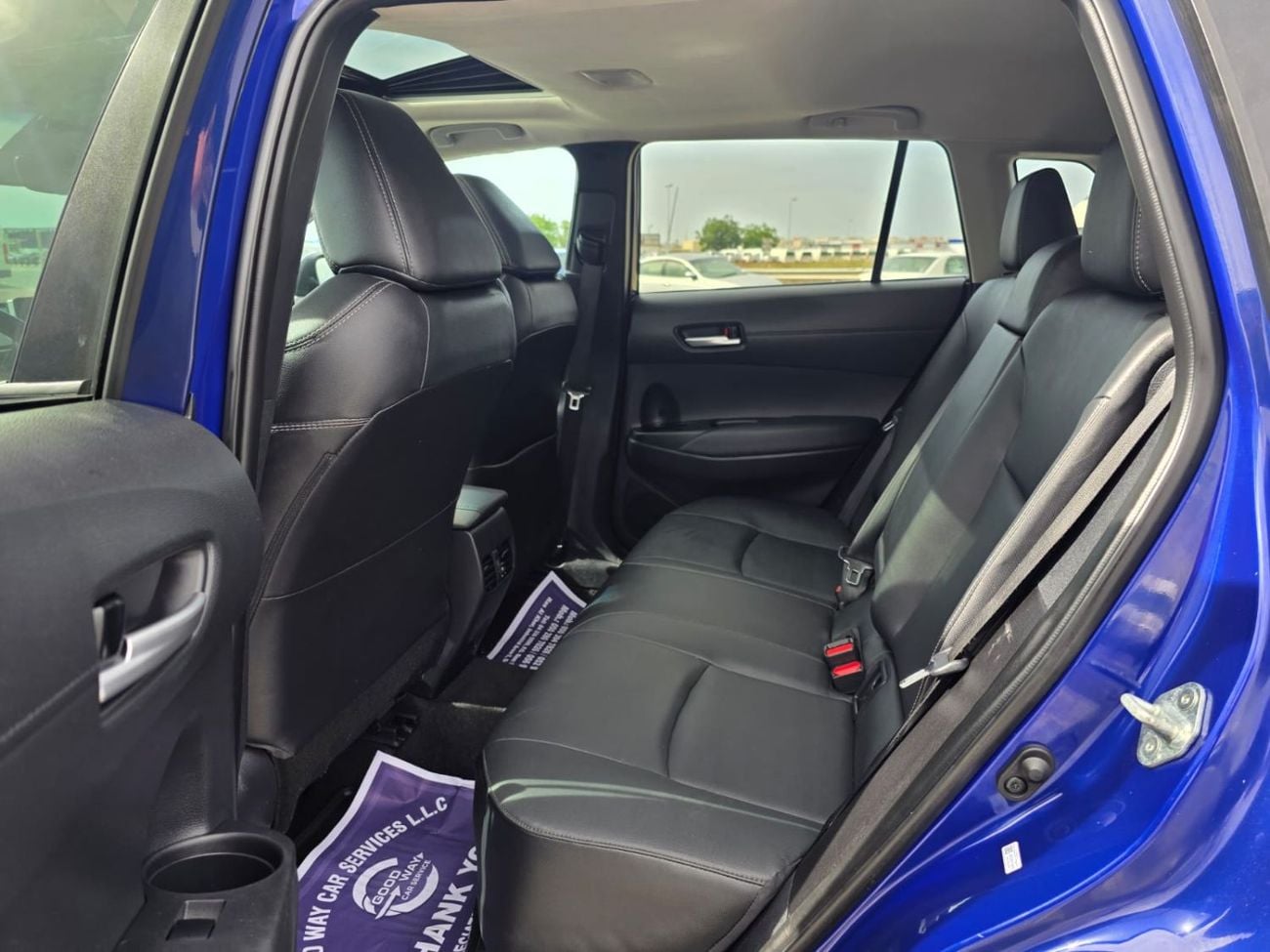 تويوتا كورولا كروس 2.0L XLE (AWD)