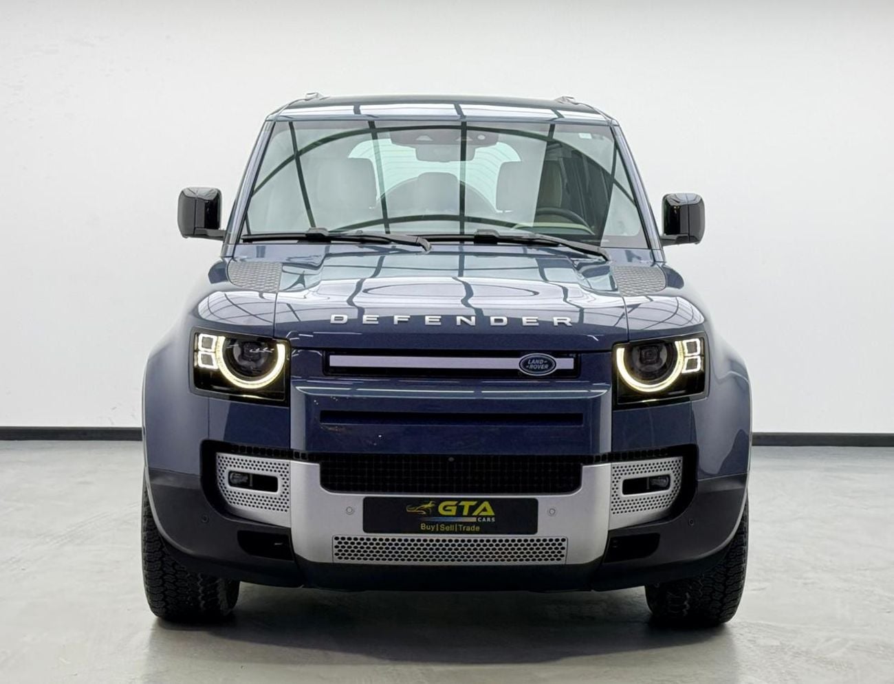 Land Rover Defender 110 2024 Land Rover Defender 110 SE P300, AUG 2029 Land Rover Warranty, Full Land Rover Service History,