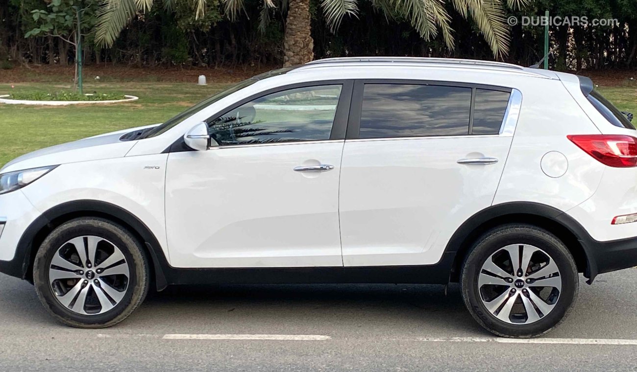 Kia Sportage GCC Full option panorama