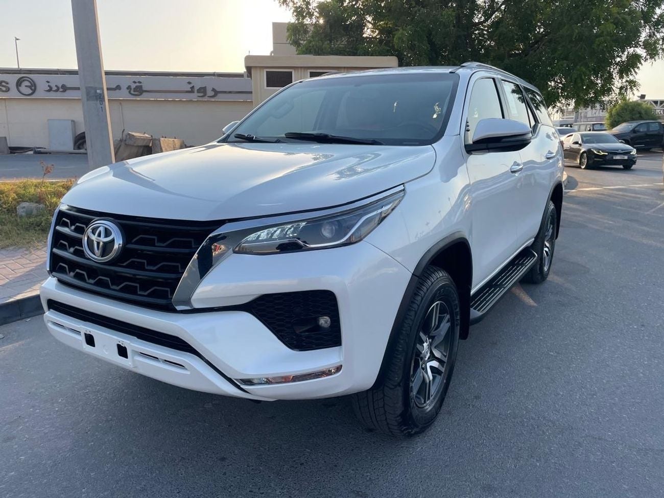 تويوتا فورتونر EXR 2.7L (160 HP)