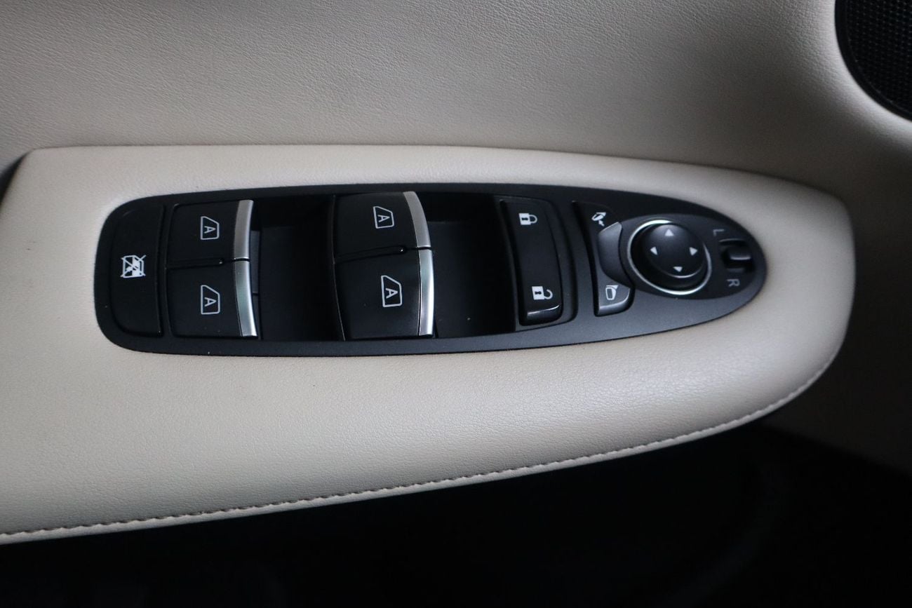 Infiniti QX50 Luxury 2.0L RWD