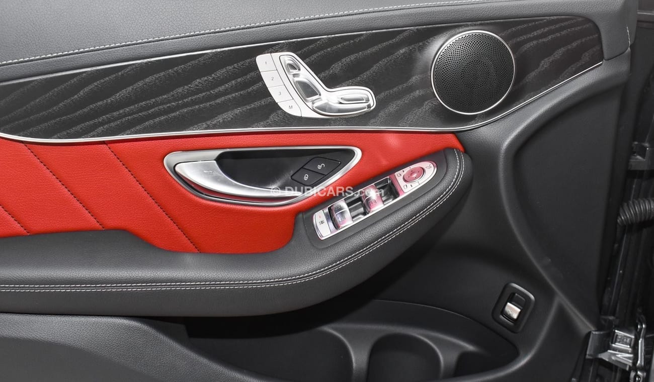 مرسيدس بنز GLC 200 MERCEDES GLC 200 | 2023 GCC | 2.0 4 CYLENDRE 204 HP 4 MATIC