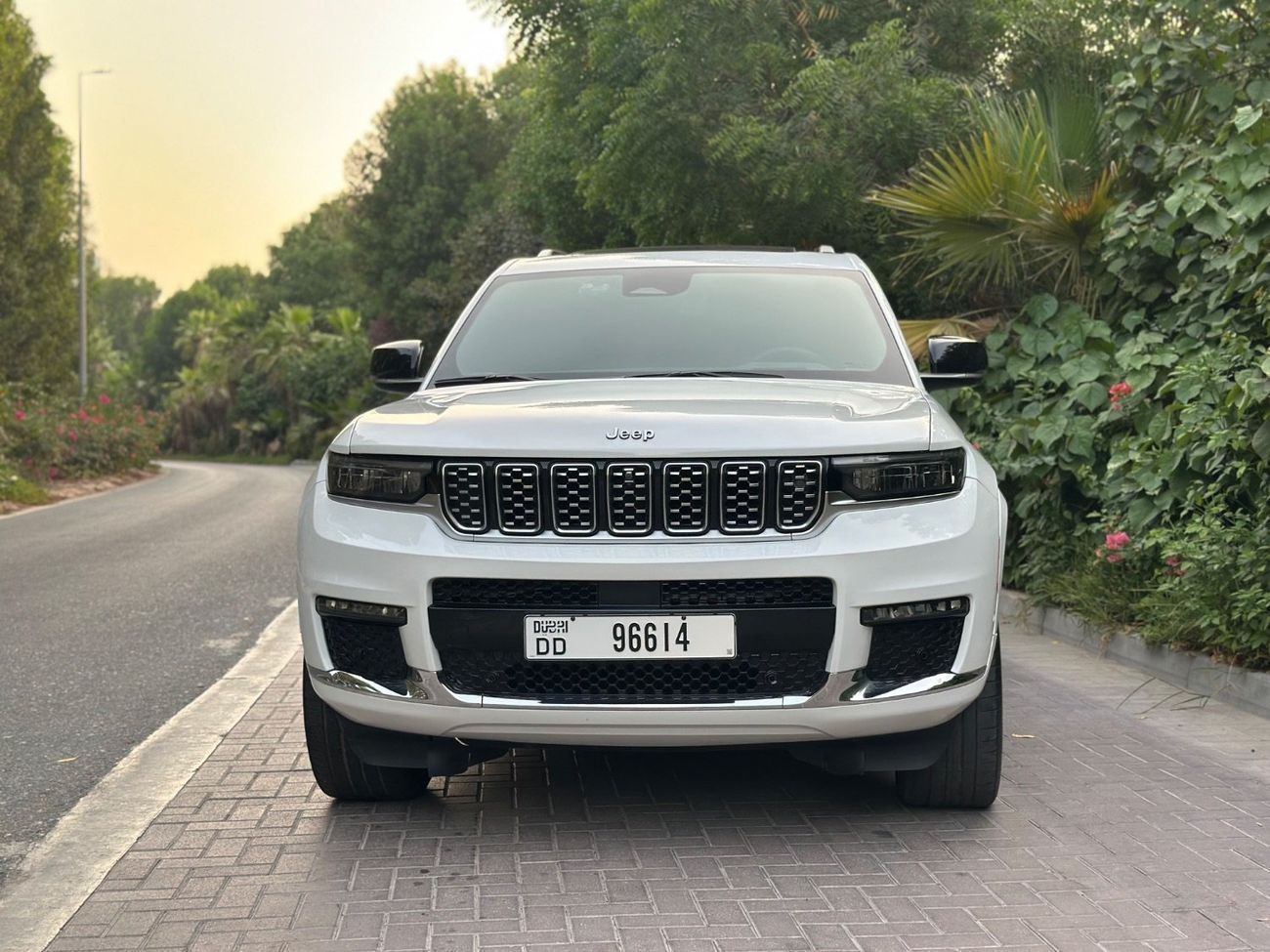 Jeep Grand Cherokee 2022 Jeep Grand Cherokee L Summit Reserve | 3.6L V6 | 6-Seater Luxury | Perfect Condition