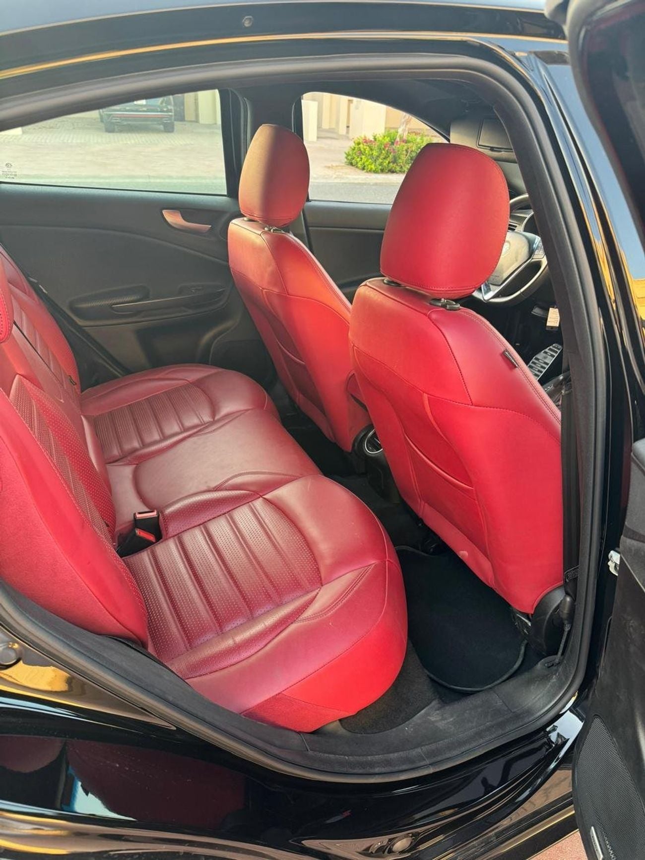 ألفا روميو جوليتا 2021 | Veloce 1.75L turbocharged 4-cylinder | 241 HP | GCC Specs | Perfect Condition