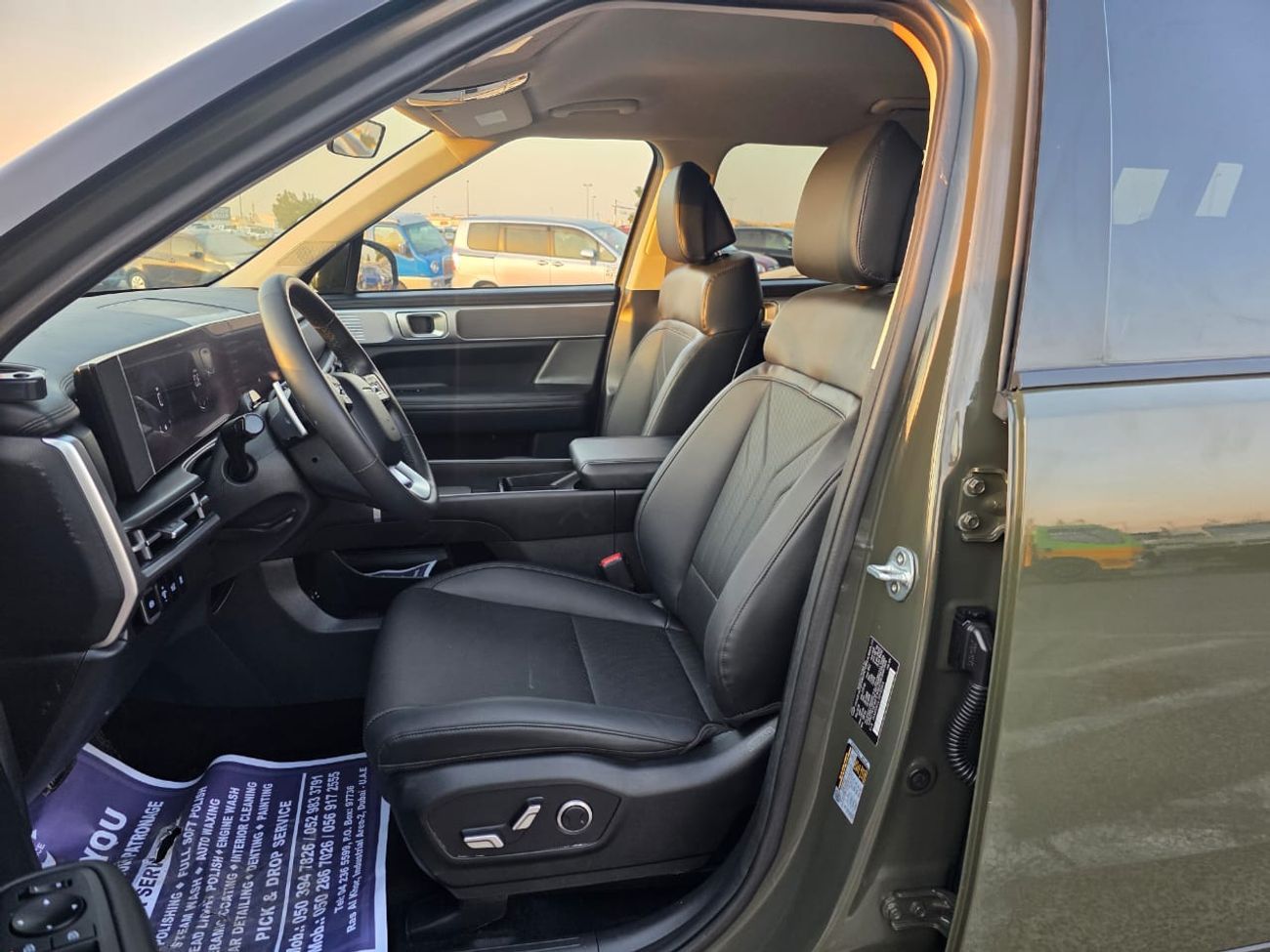 Hyundai Santa Fe 2025 Model Push button , Trunk automatic and original leather with 8 seatwe