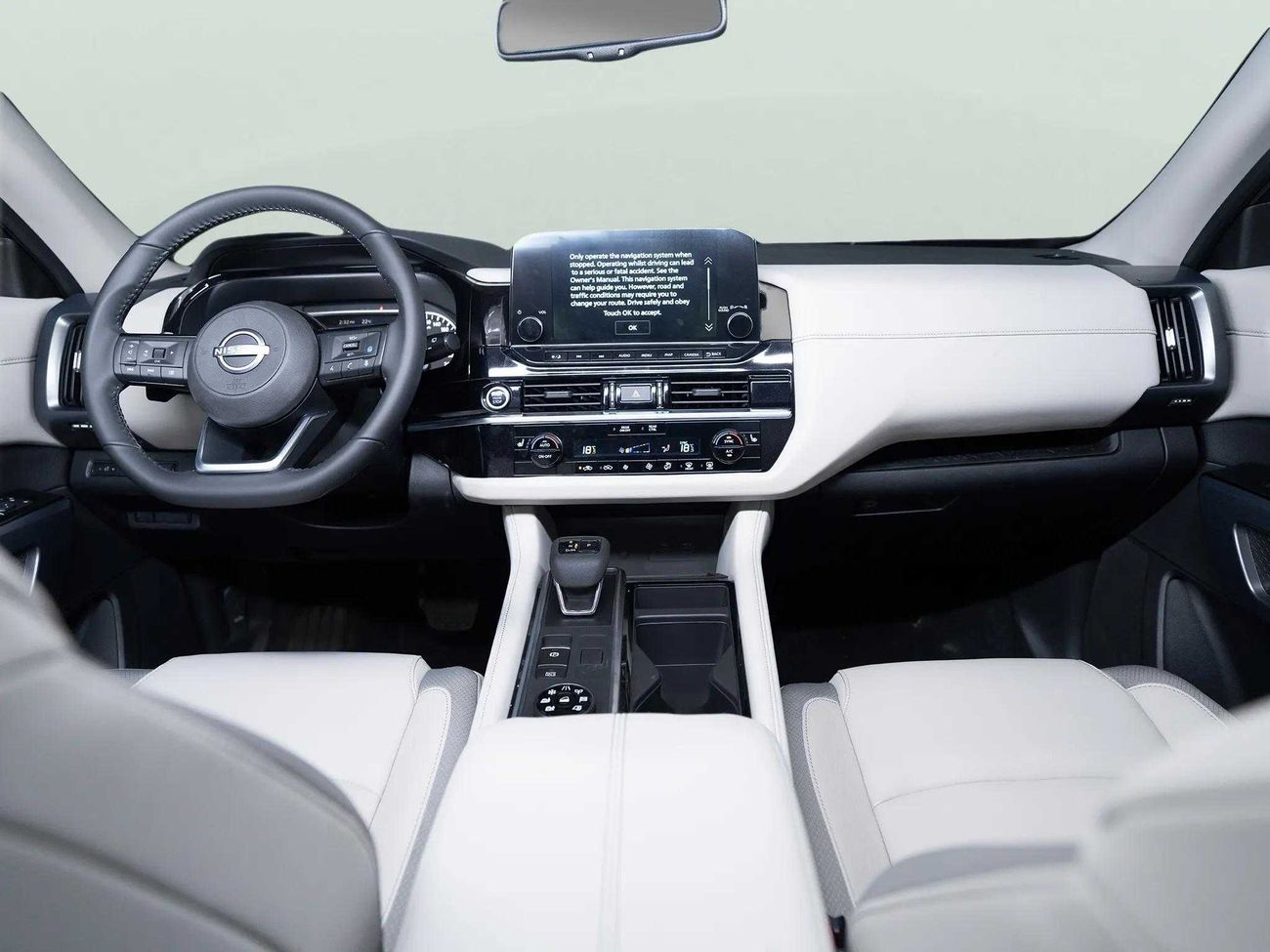 Nissan Pathfinder SV 3.5L (260 HP) 4WD SV 3.5