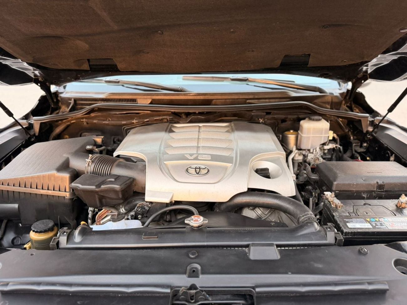 Toyota Land Cruiser GXR LANDCRUISER 2018 UPGRADE 2024 V8 LHD PETROL FULL OPTION GCC