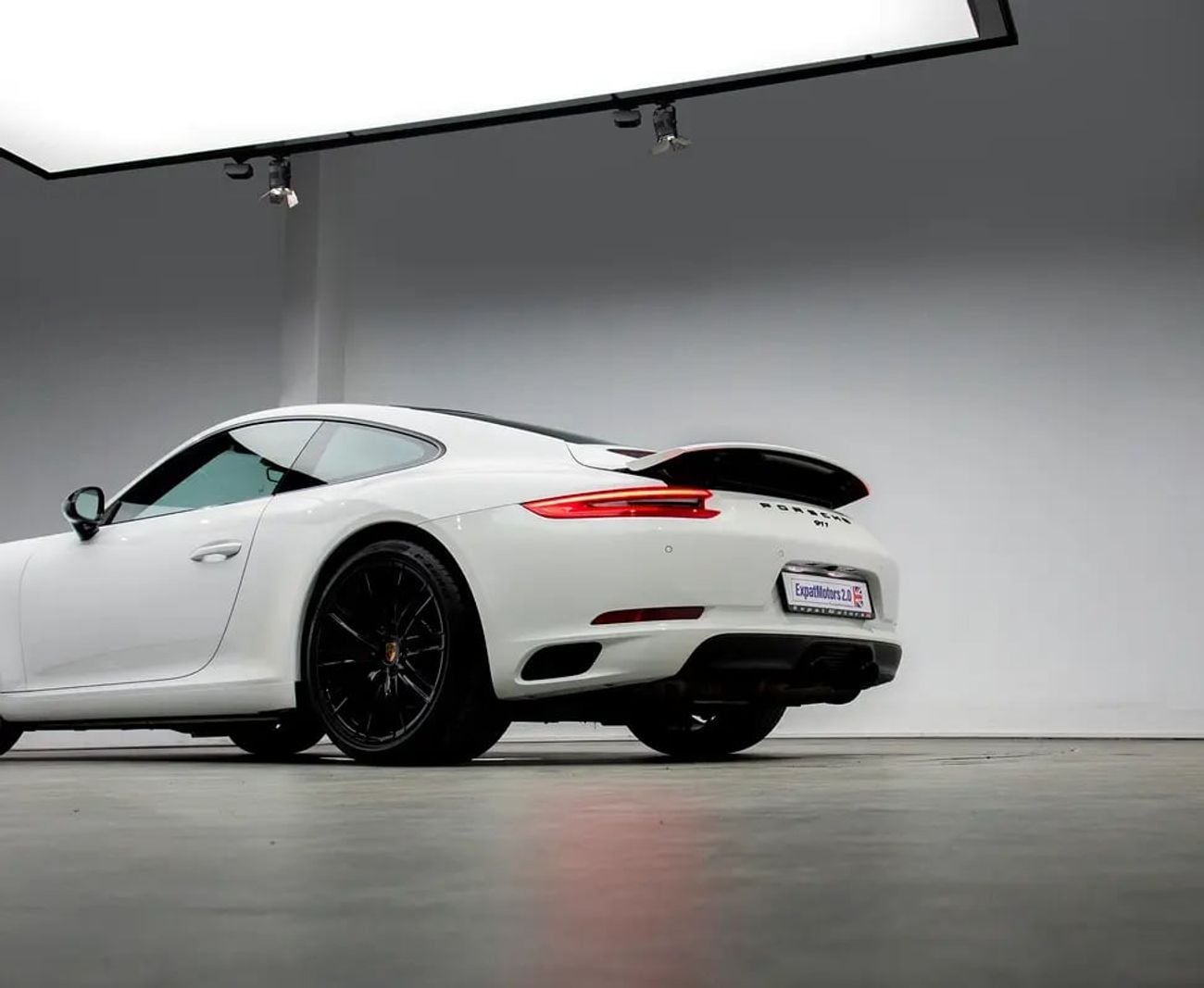Porsche 911 CARRERA Unlimited KMS Warranty until • FDSH • 991.2 • GCC Specs