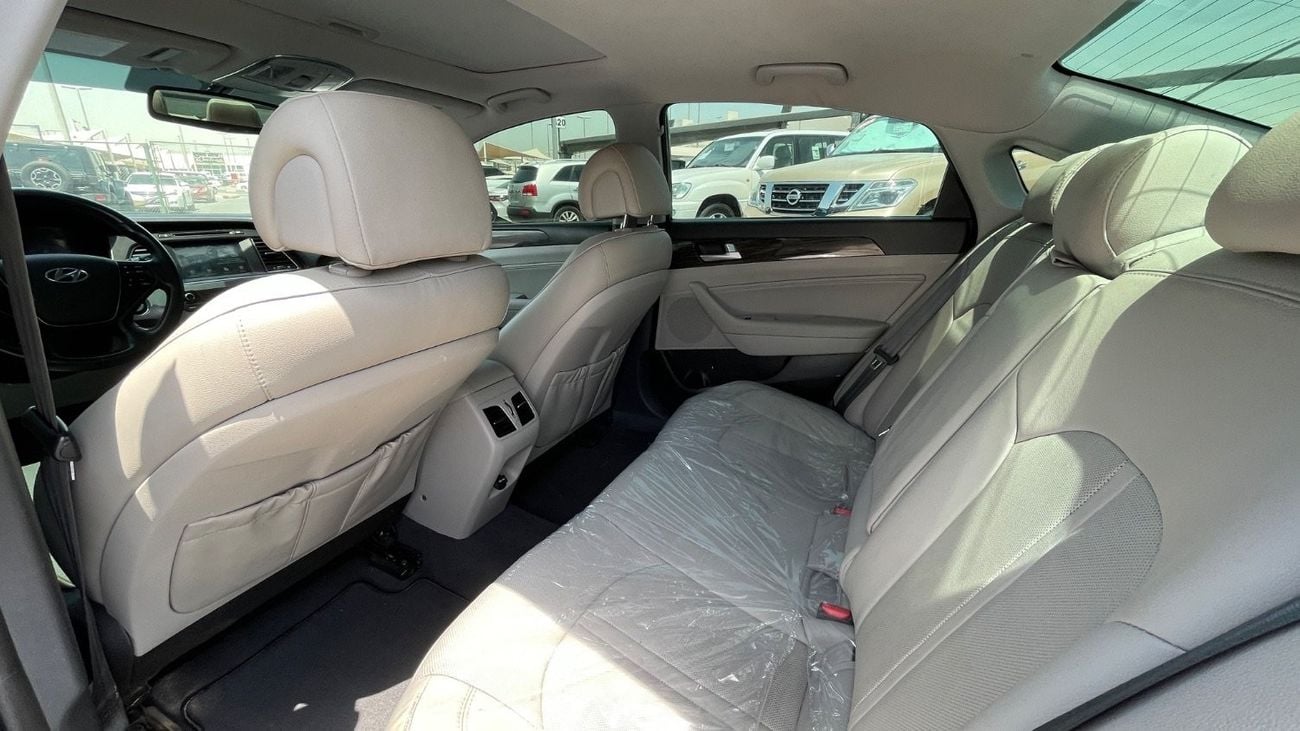 Hyundai Sonata Limited 2.4L