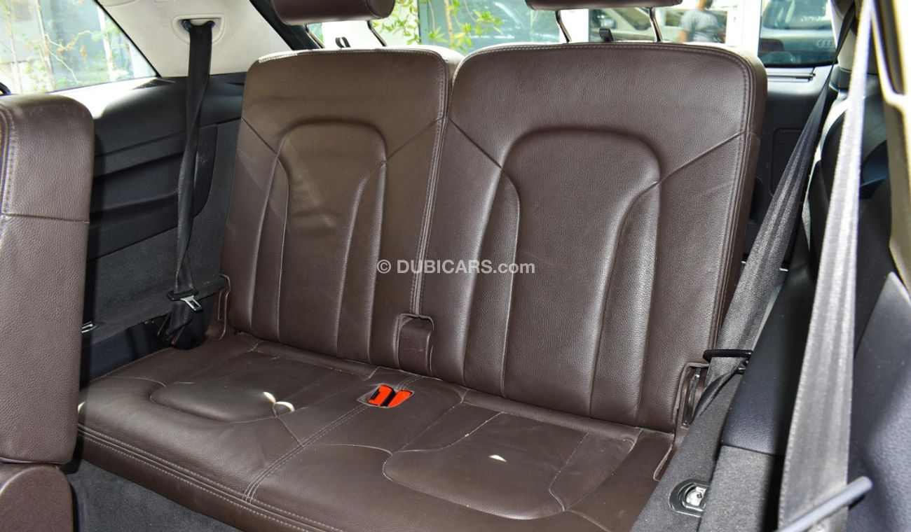 Audi Q7 2009 GCC model, silver color, saffron interior, leather panorama, cruise control, sensor wheels, in