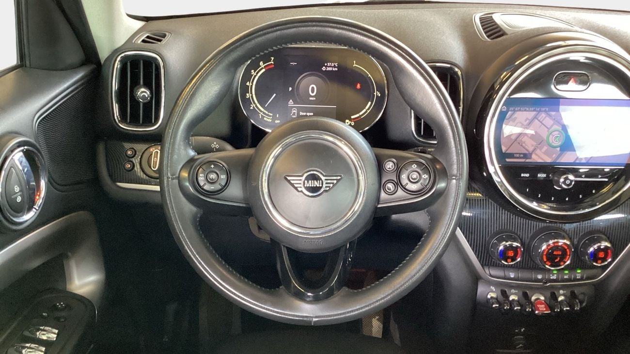 Mini Countryman 1.5 COOPER DCT | Guaranteed Warranty | 0 Down Payment