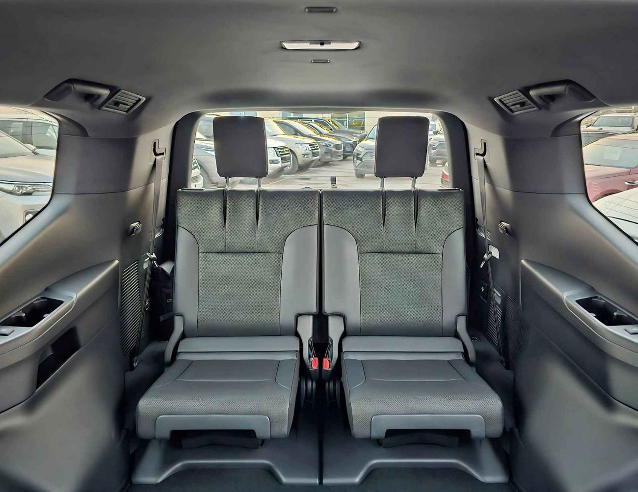 تويوتا لاند كروزر GXR 3.3L DIESEL TWIN TURBO / FULL OPTION / JBL SPEAKERS (CODE # GXR)