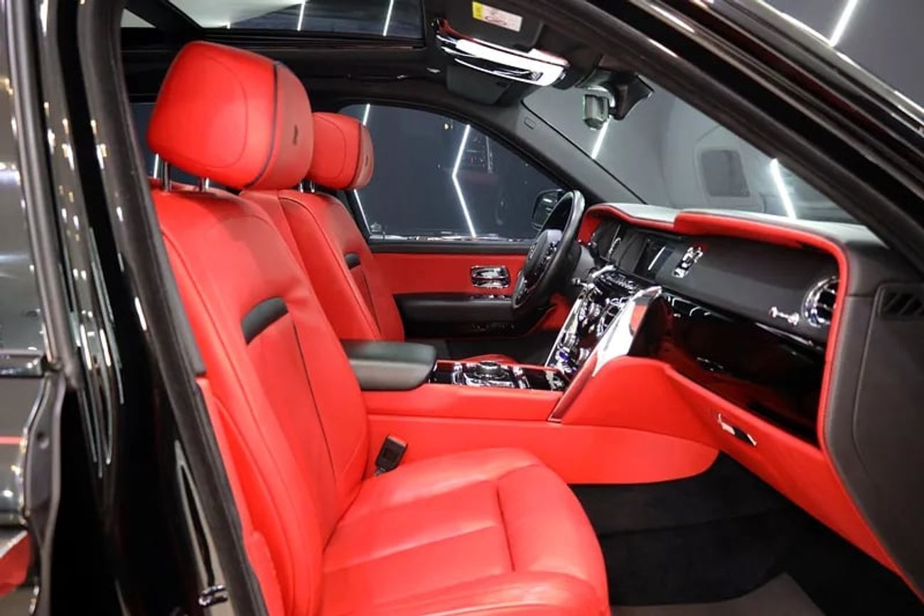 رولز رويس كولينان Standard