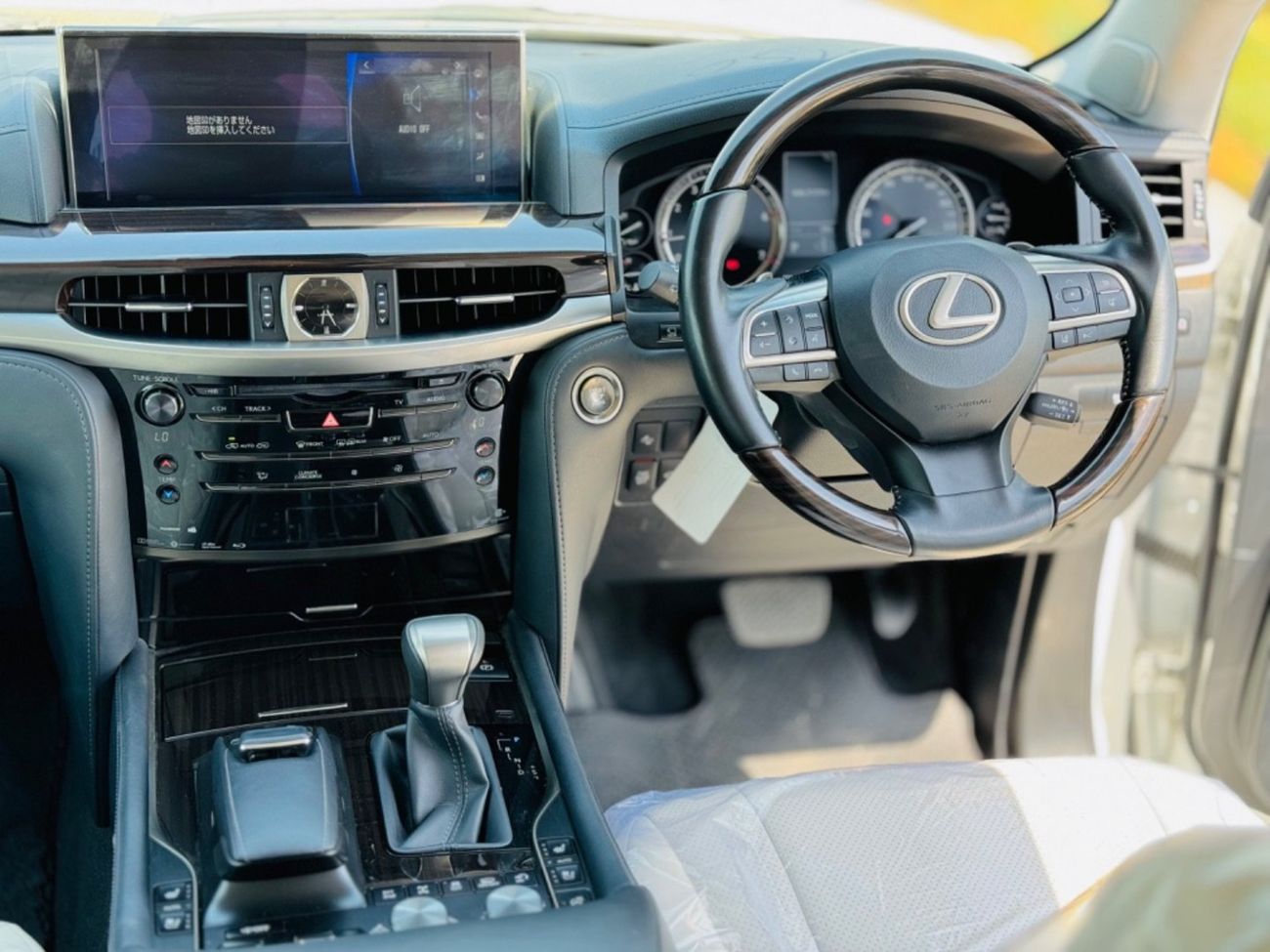 Lexus LX 570 Lexus lx 570 RHD full option top of the range